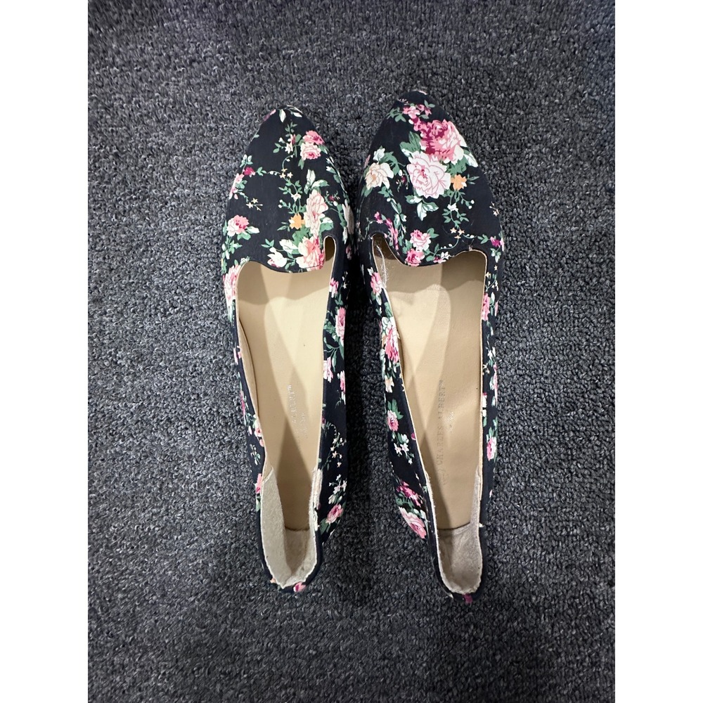 Charles Albert Floral‎ Slip On Loafers Women's Black Pink Rose Flats Size 8.5